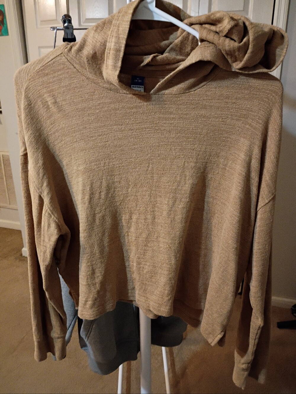 Old Navy Womens Tan Crewneck Sweater